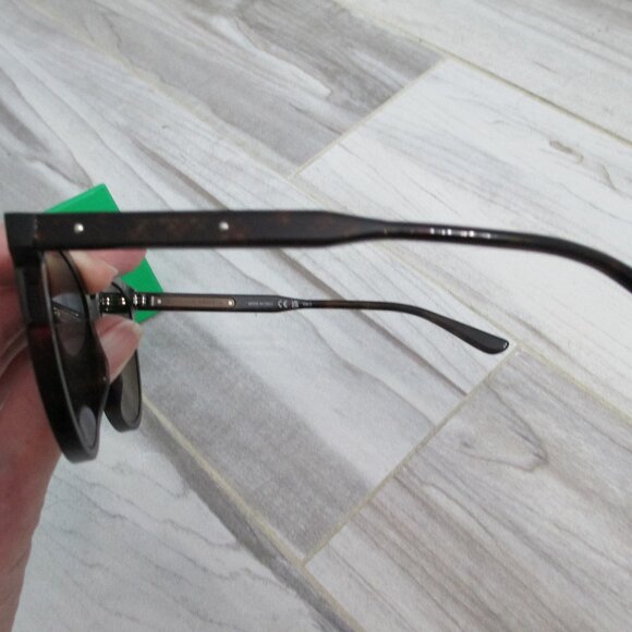 Bottega Veneta sunglasses main image 8